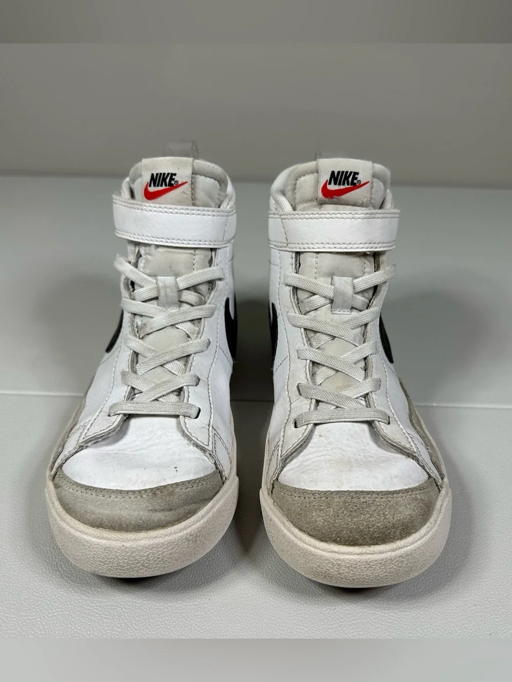 Nike Blazer Mid ‘77 Leather Sneakers